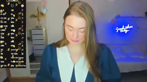 Sophie online show from February 15, 2:04 am