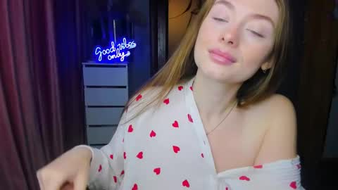 Sophie online show from September 13, 4:23 am
