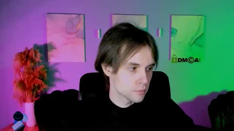 Den online show from March 17, 9:45 am