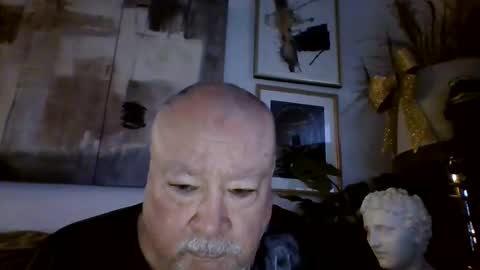 Snapshot of denboisvin2043 chatting on December 2, 12:07 pm denboisvin2043 online show from December 2, 12:07 pm