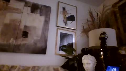 Snapshot of denboisvin2043 chatting on January 27, 12:26 pm denboisvin2043 online show from January 27, 12:26 pm