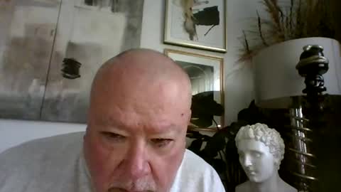 Snapshot of denboisvin2043 chatting on September 13, 11:10 am denboisvin2043 online show from September 13, 11:10 am