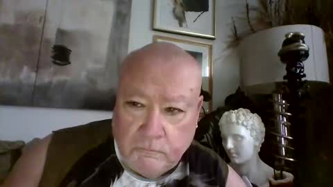 Snapshot of denboisvin2043 chatting on September 20, 1:12 pm denboisvin2043 online show from September 20, 1:12 pm