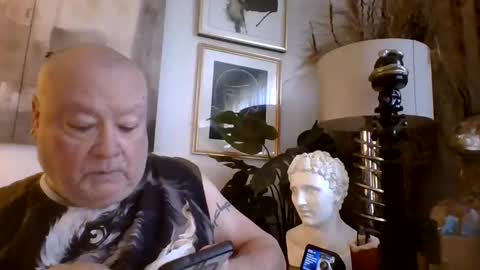 Snapshot of denboisvin2043 chatting on September 21, 11:01 am denboisvin2043 online show from September 21, 11:01 am