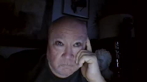 Snapshot of denboisvin2043 chatting on September 28, 11:15 am denboisvin2043 online show from September 28, 11:15 am