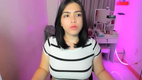 Snapshot of dencyleander chatting on July 6, 8:44 am Demi online show from July 6, 8:44 am