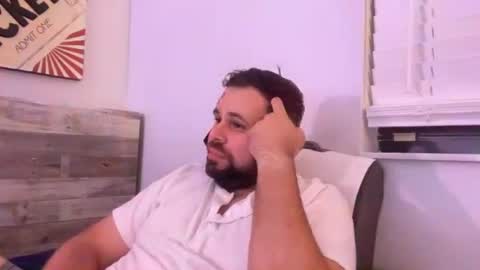 Snapshot of dendriz chatting on June 24, 2:32 am dendriz online show from June 24, 2:32 am