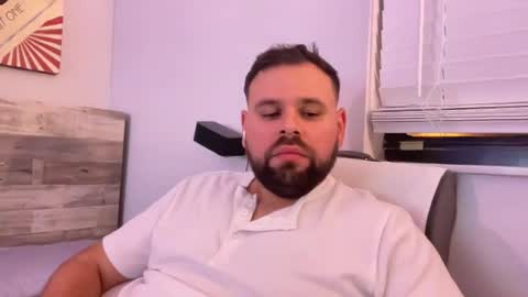 Snapshot of dendriz chatting on August 2, 2:32 am dendriz online show from August 2, 2:32 am