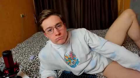 Snapshot of deni_boy99 chatting on March 21, 7:17 pm Deni online show from March 21, 7:17 pm