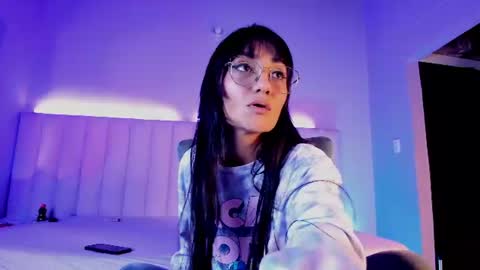 denightjones online show from July 4, 4:40 am