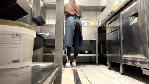 Snapshot of deninho1980 chatting on February 24, 7:22 am deninho1980 online show from February 24, 7:22 am