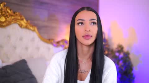 denisedevilles online show from January 15, 8:30 am