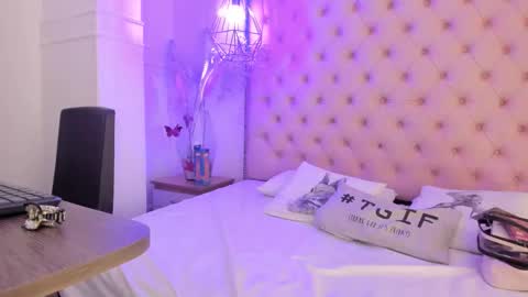 denisse_logan online show from March 5, 3:13 am