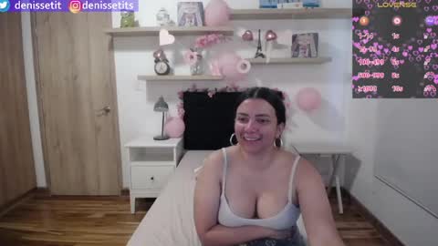 Snapshot of denissetits chatting on April 16, 2:40 pm online show from April 16, 2:40 pm