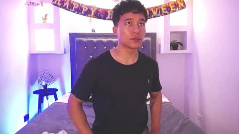 Snapshot of denizer_healer chatting on October 27, 12:42 pm DENIZER online show from October 27, 12:42 pm