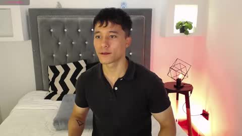 Snapshot of denizer_healer chatting on November 18, 12:53 pm DENIZER online show from November 18, 12:53 pm