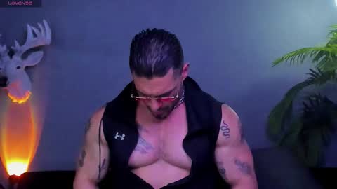 dennis_cox_ online show from February 1, 1:26 am