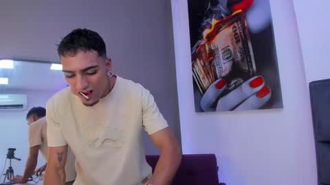 Dennis Kinsey online show from February 26, 7:24 pm