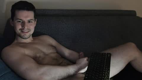 Snapshot of dennis_night chatting on May 7, 12:16 am Den online show from May 7, 12:16 am