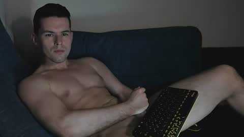 Snapshot of dennis_night chatting on June 23, 10:41 pm Den online show from June 23, 10:41 pm