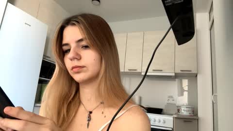 Denni online show from November 1, 12:40 pm