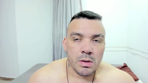 Snapshot of denny_scobar chatting on November 2, 8:28 am denny scobar online show from November 2, 8:28 am