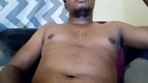 Snapshot of dentzo chatting on December 6, 5:11 pm mastER blACK online show from December 6, 5:11 pm