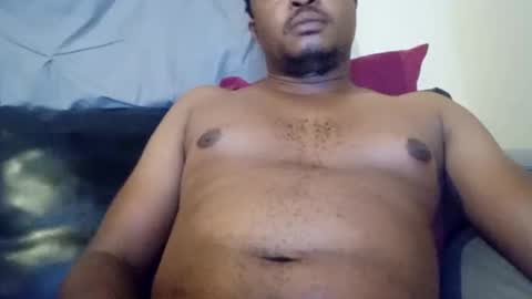 Snapshot of dentzo chatting on December 17, 10:12 am mastER blACK online show from December 17, 10:12 am