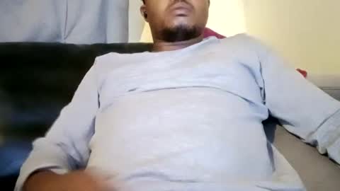 Snapshot of dentzo chatting on January 17, 1:04 am mastER blACK online show from January 17, 1:04 am