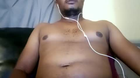 Snapshot of dentzo chatting on February 3, 12:36 pm mastER blACK online show from February 3, 12:36 pm