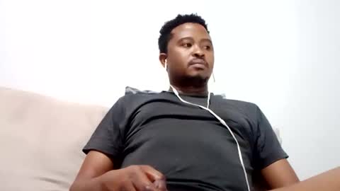 Snapshot of dentzo chatting on October 10, 11:15 pm mastER blACK online show from October 10, 11:15 pm