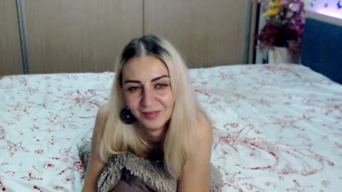 Snapshot of denysya chatting on December 15, 6:04 pm Denysya online show from December 15, 6:04 pm