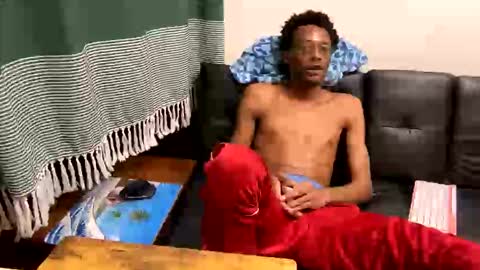 Snapshot of denzel_king3 chatting on November 8, 11:10 am Denzel King3 online show from November 8, 11:10 am