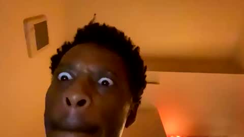 Snapshot of denzel_king3 chatting on November 9, 3:49 am Denzel King3 online show from November 9, 3:49 am