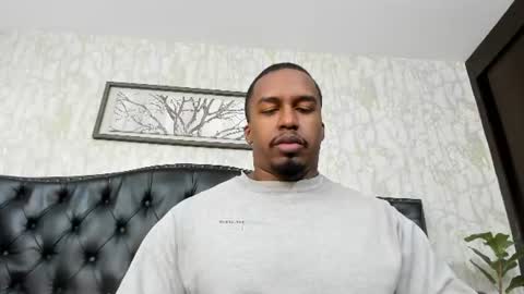 Snapshot of denzelrios chatting on June 29, 2:07 am denzelrios online show from June 29, 2:07 am