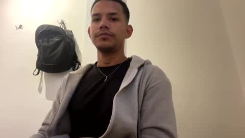 Dereck Myers online show from February 15, 7:05 am