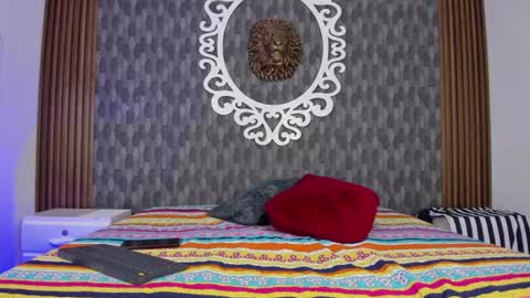 Dereck online show from June 18, 3:07 am