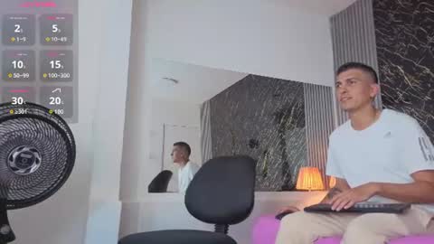 Dereck online show from July 26, 1:14 am