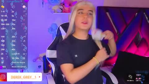 Snapshot of derek_grey1 chatting on October 10, 5:23 pm Derek independent online show from October 10, 5:23 pm