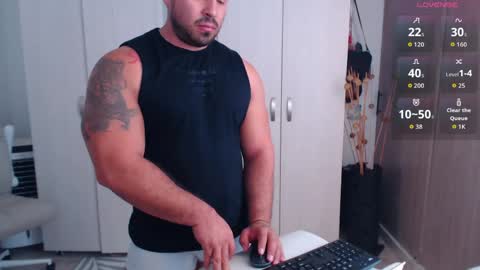 Derek online show from June 1, 7:48 pm