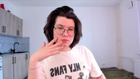 Derek online show from February 17, 12:45 pm