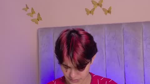 derek_sinn online show from June 23, 4:54 am