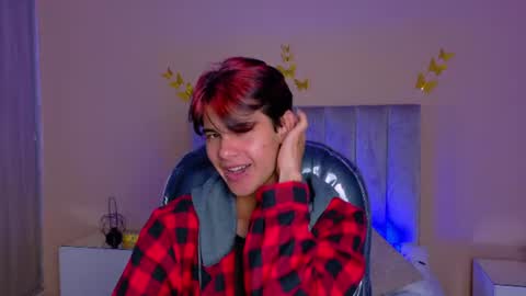 derek_sinn online show from July 2, 3:23 am