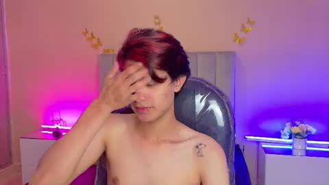 derek_sinn online show from July 26, 5:09 pm
