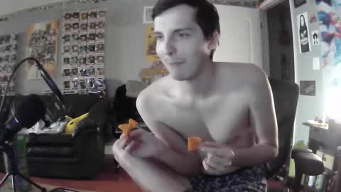 Snapshot of derekdings chatting on January 13, 4:41 pm derekdings online show from January 13, 4:41 pm