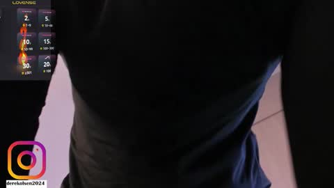 Snapshot of derekolsen_ chatting on October 29, 2:25 am Derek IG Derekolsen2024 online show from October 29, 2:25 am