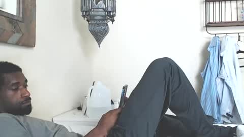 Snapshot of derekthetruth2 chatting on July 12, 2:41 pm derekthetruth2 online show from July 12, 2:41 pm