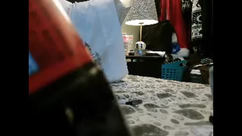 Snapshot of deroseblack chatting on March 3, 7:28 pm deroseblack online show from March 3, 7:28 pm