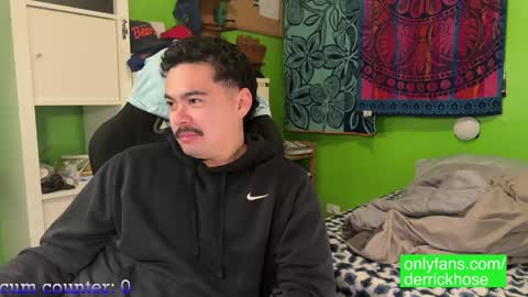 Snapshot of derrick_hose chatting on January 14, 6:13 am Derrick Hose online show from January 14, 6:13 am