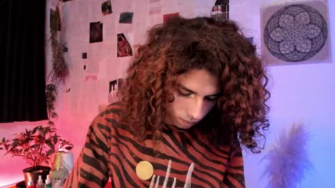 Desidias online show from December 8, 1:24 am